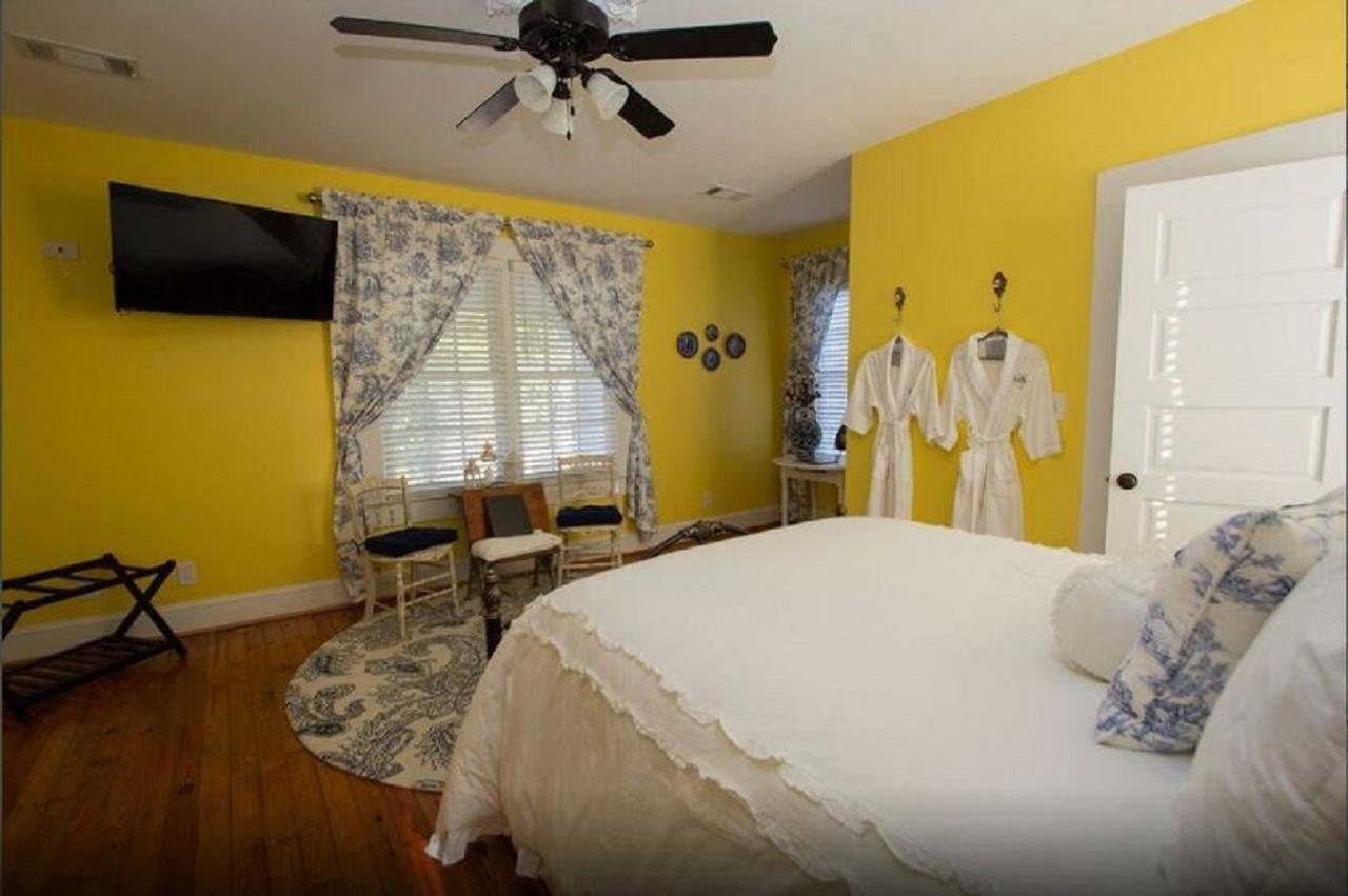 Bama Bed And Breakfast - Chimes Suite Tuscaloosa Exterior foto
